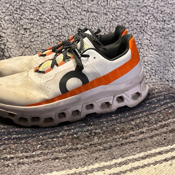 On Cloudmonster running shoes.  Men’s 9.5 - Picture 3 of 8